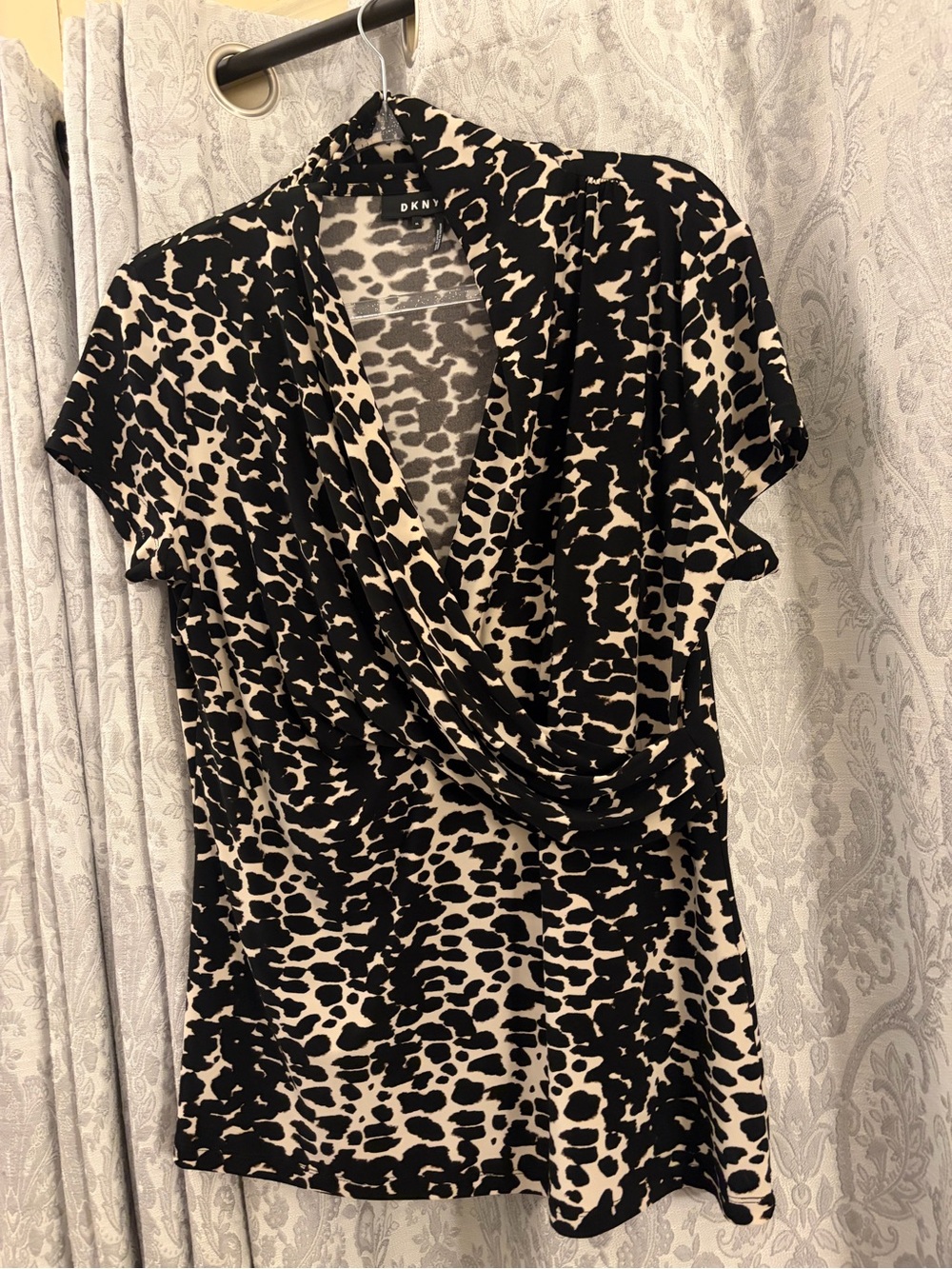 DKNY Black and Cream Short Sleeve Animal Print Top- blouse. wrap look XL sexy